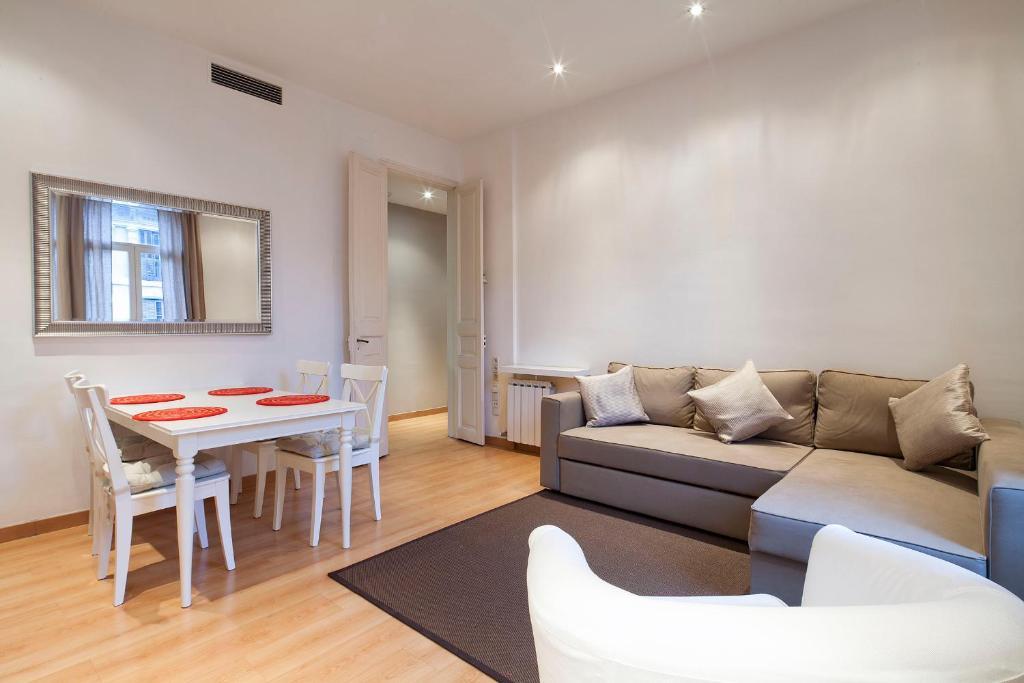 Look Barcelona Apartment Номер фото